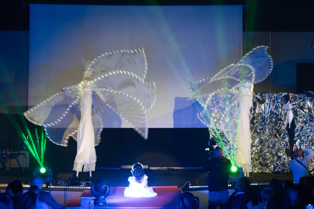 farfalle-luminose-light-signals-trampoli-eventi-privati (6)